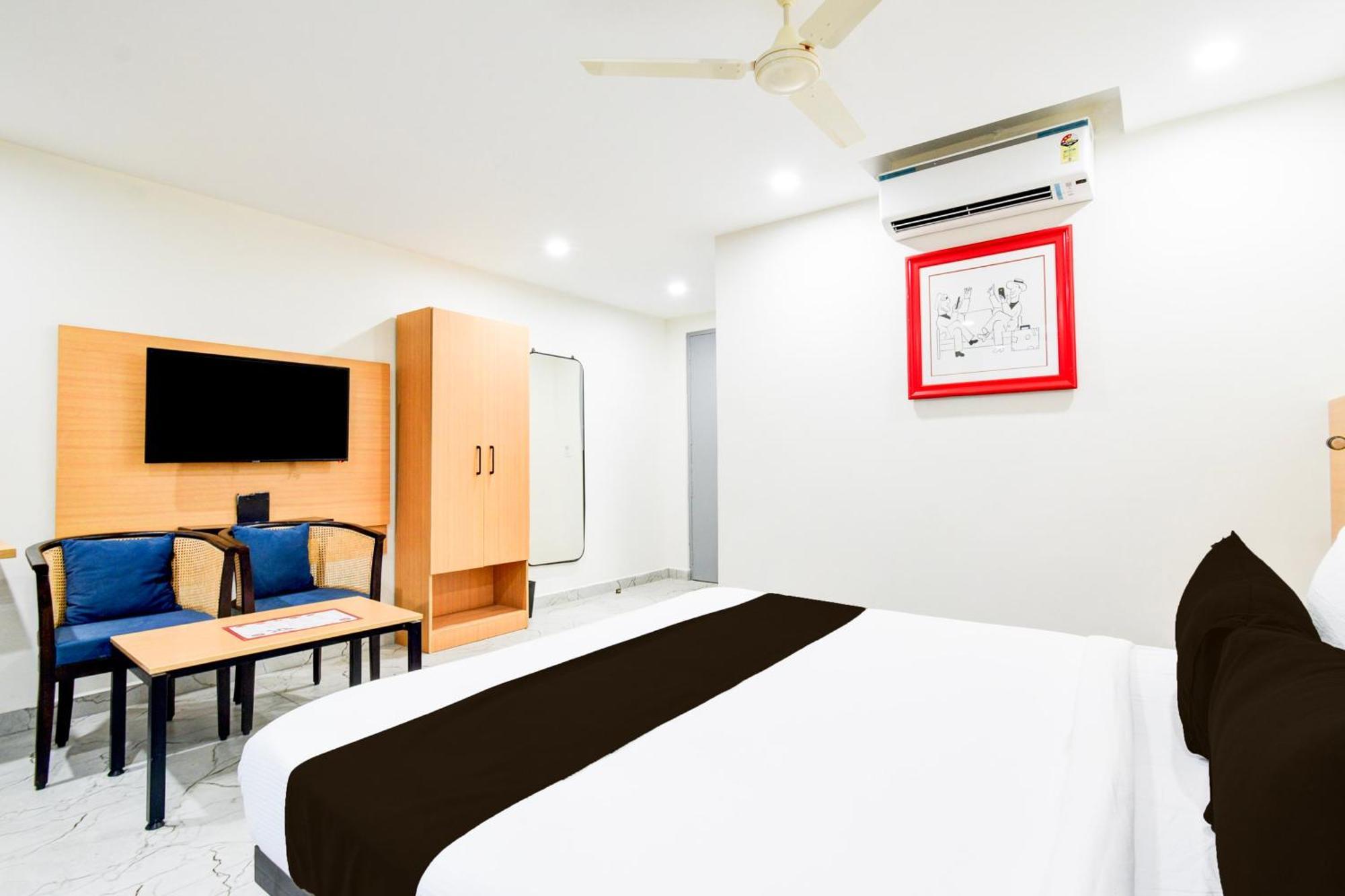 Super Townhouse Unnam Hotels Backside Of Tabala Rasa Pub, Financial District ไฮเดอราบัด ภายนอก รูปภาพ