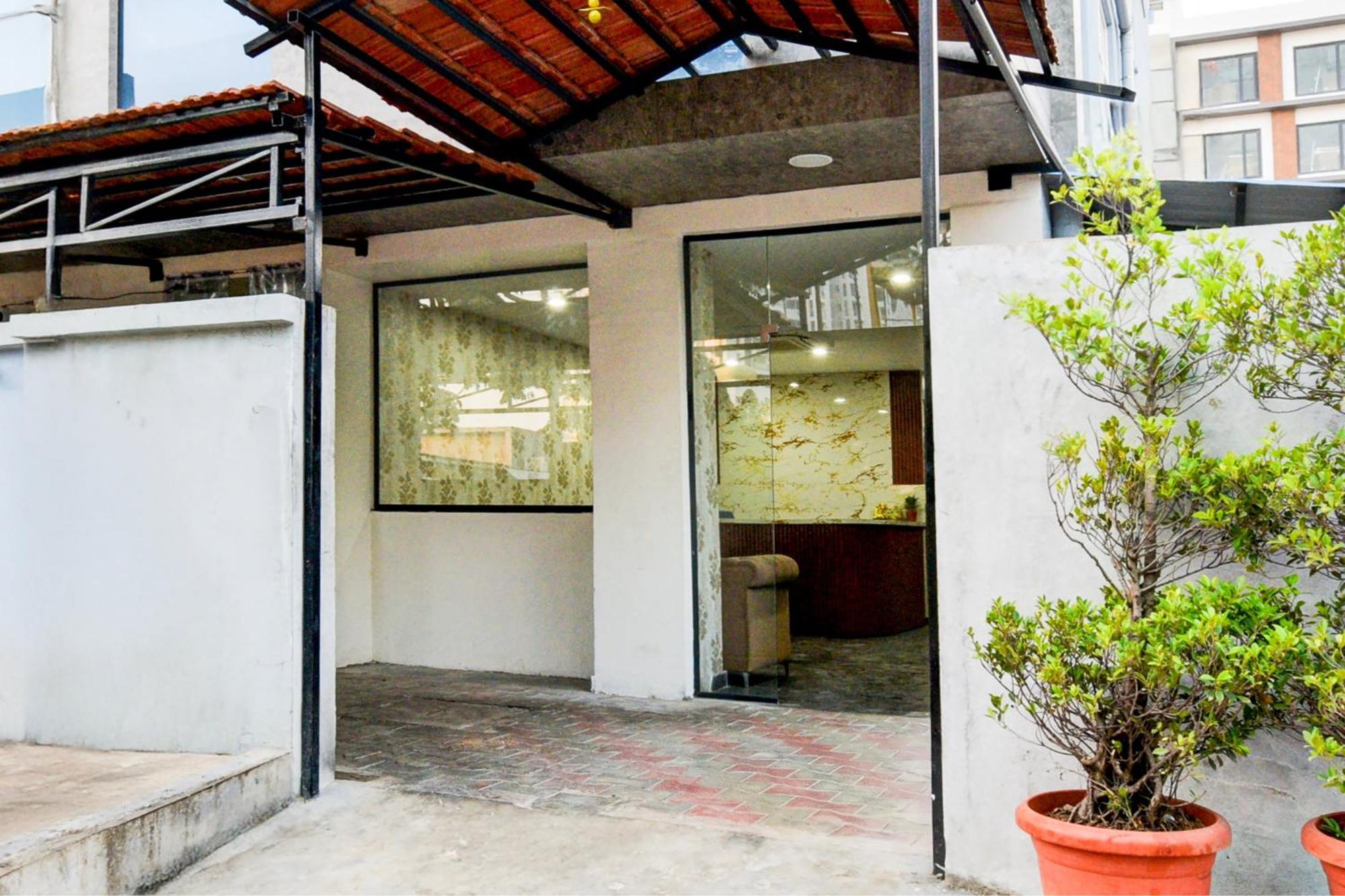 Super Townhouse Unnam Hotels Backside Of Tabala Rasa Pub, Financial District ไฮเดอราบัด ภายนอก รูปภาพ